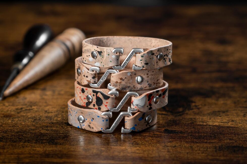 PULSERA CUERO PAINT NEO - AXEL ROGERS